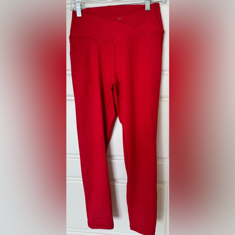 Zyia Active Scrunchie Red‎ Leopard Leggings Size 8/10 Light N Tight High Waist